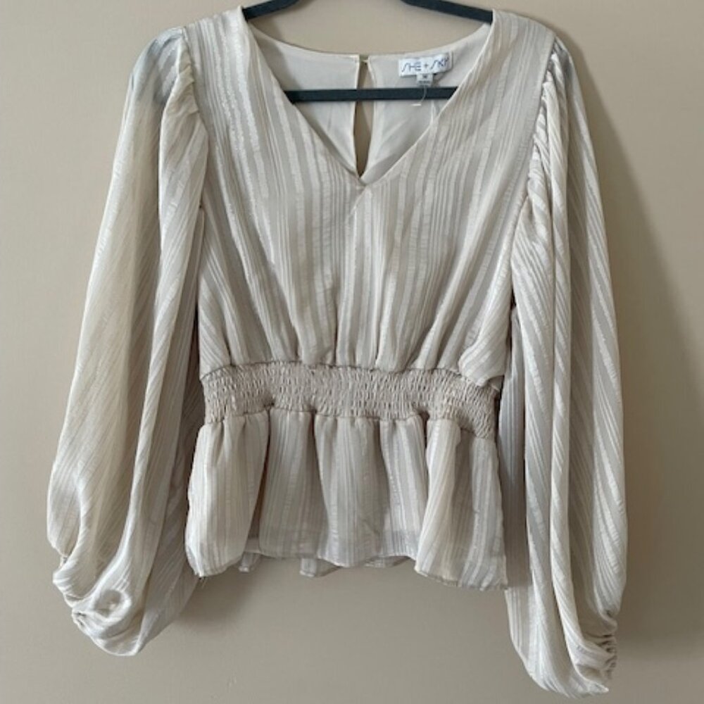 She and Sky New ballon sleeve blouse with tags Gold Size M